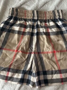 Burberry Beige Plaid Shorts with Black & Red Accents. Can be unisex. Size 2